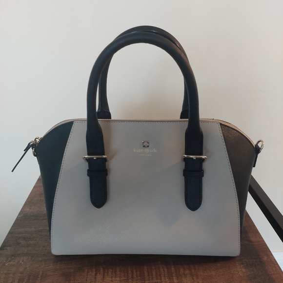 SOLD Kate Spade handbag - Picture 3 of 9